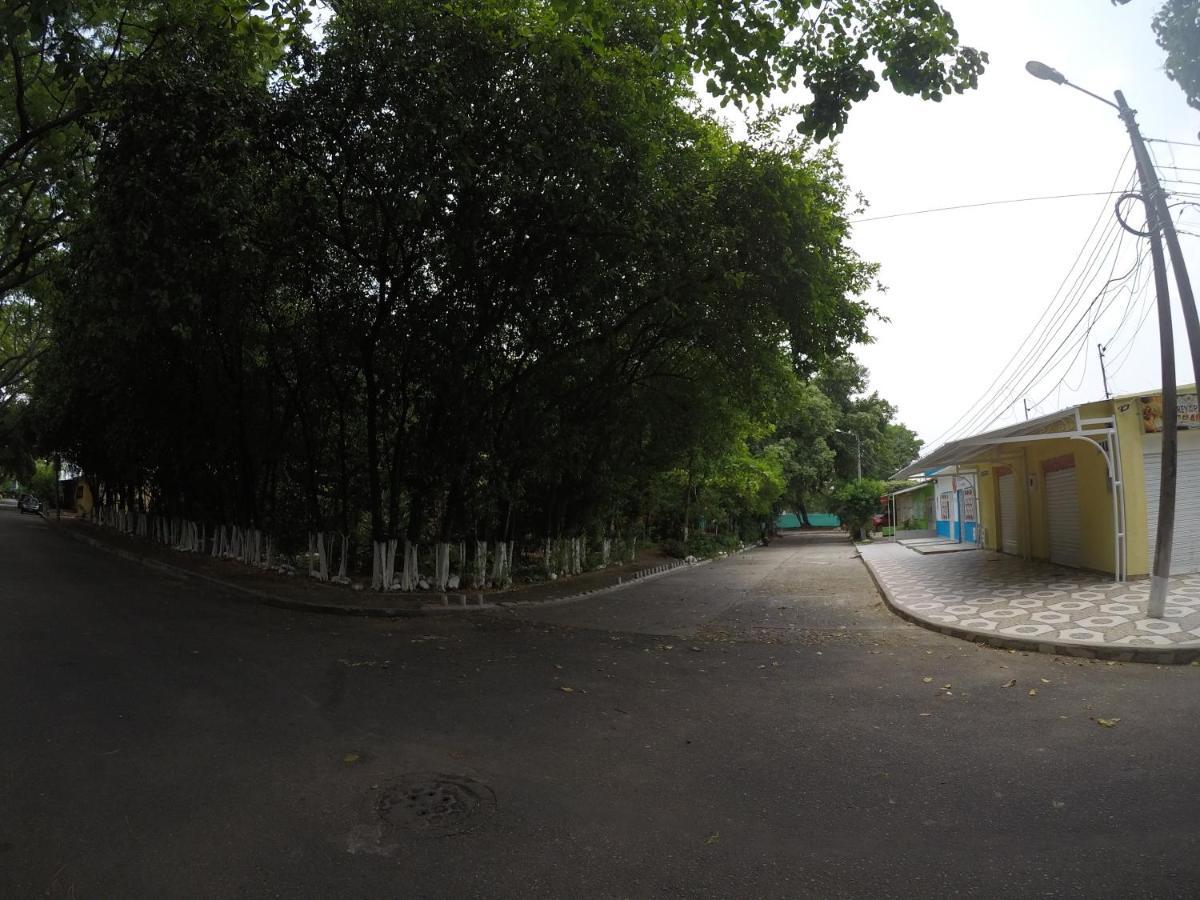 Backpackers And Travellers Hostel Нейва Экстерьер фото